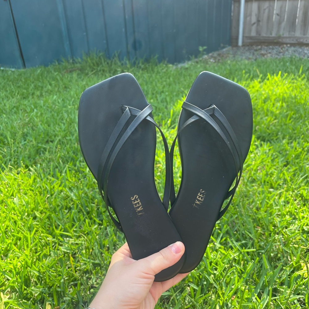 TKEES Black Women's Sandals
